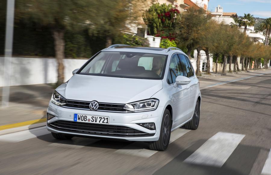  Volkswagen Golf Sportsvan TSI 2017 года  (WW) (фото 24 из 40)
